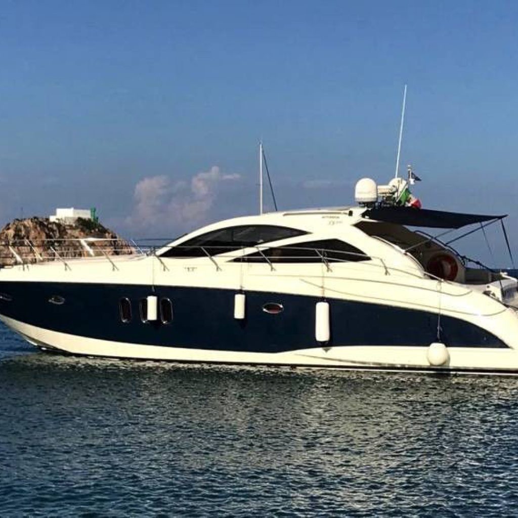 ASTONDOA 53 HT